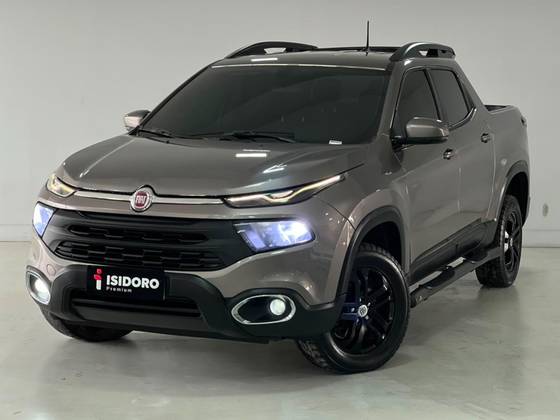 FIAT TORO 1.8 16V EVO FLEX FREEDOM AT6 FIAT TORO 1.8 16V EVO FLEX FREEDOM AT6